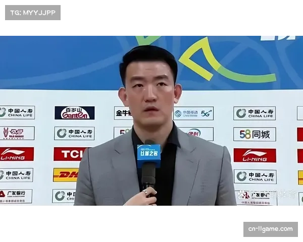 高中摔跤州冠军赛发生教练冲入场内事件,该教练被禁赛一年